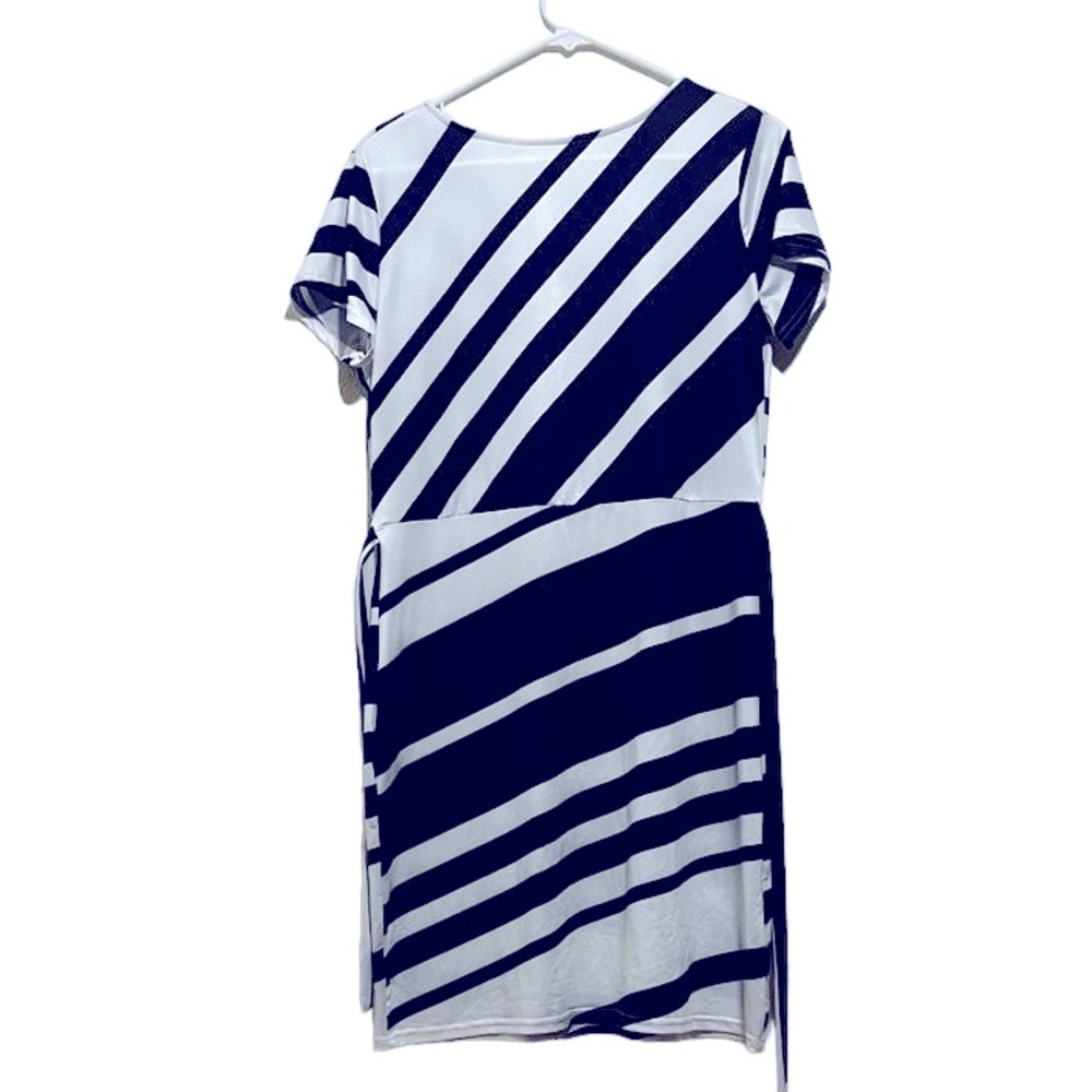 Women's Fitted Striped Business 
Party Casual Crew Neck Mini Dress